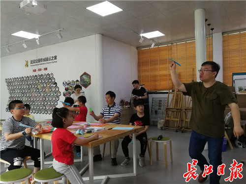 纸飞机下载_纸飞机_纸飞机的折叠方法